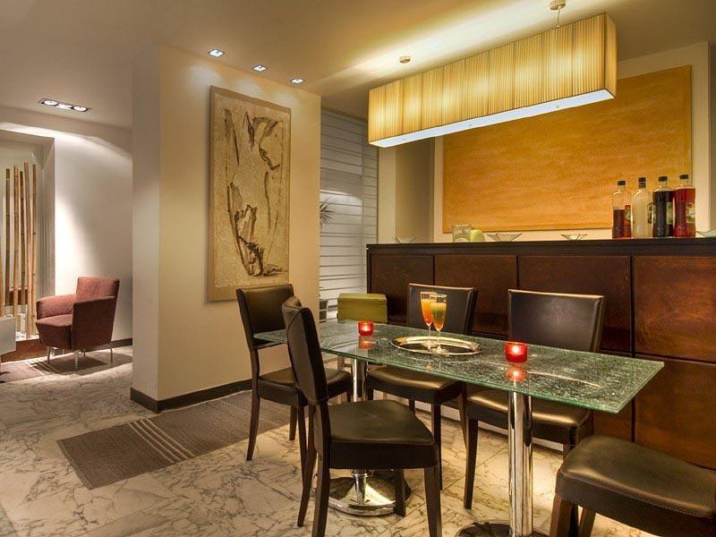 Sure Hotel By Best Western Paris Gare Du Nord Exterior photo